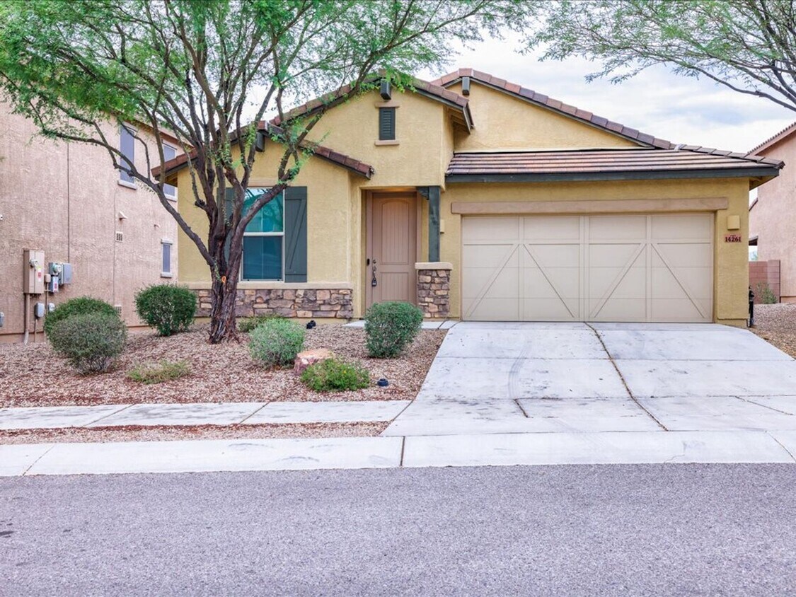 Primary Photo - 3 Bedroom 2 Bathroom VAIL SCHOOL DISTRICT!