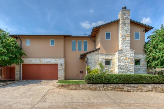 Foto del edificio - 605 Peacock Ln