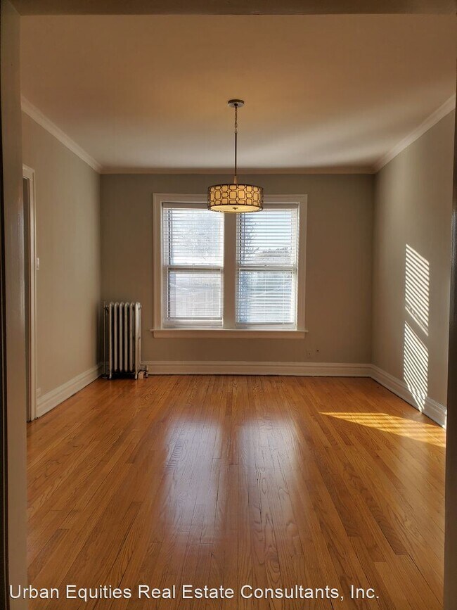 Foto del edificio - 1618 W Granville Ave