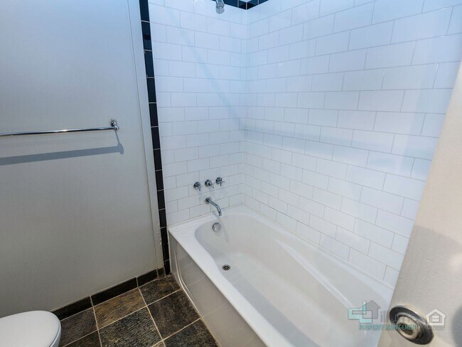 Foto del edificio - Stylish Urban Studio in the Heart of Downtown Portland