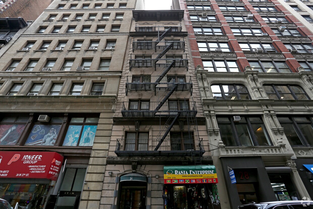 Foto principal - 26 W 27th St