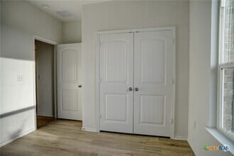 Building Photo - 615 Dogwood St