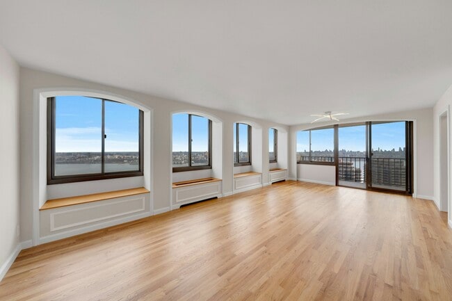 Photo - 300 Winston Dr Apartment