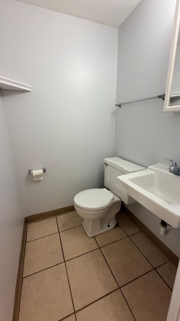 Foto del edificio - 13856 Oakbrook Dr