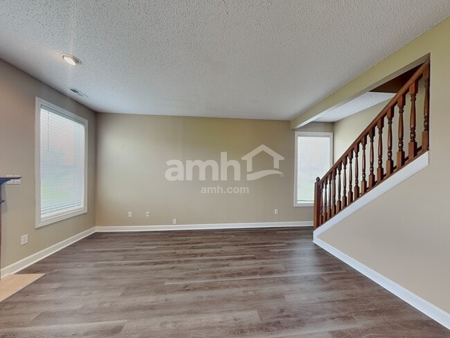 Foto del edificio - 5896 Monticello Square Ln