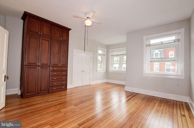 Foto del edificio - 3252 N St NW