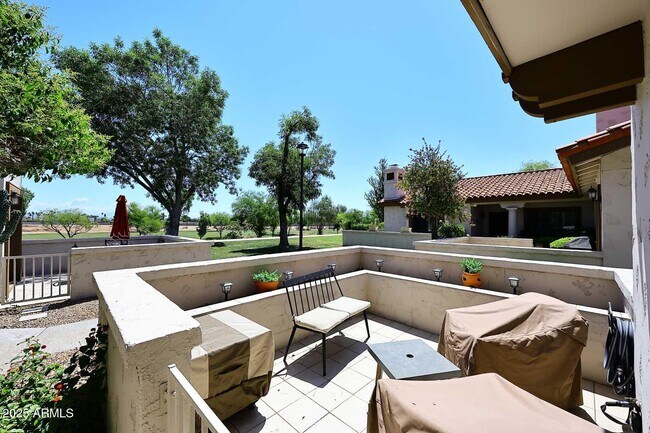 Foto del edificio - 6249 N 78th St