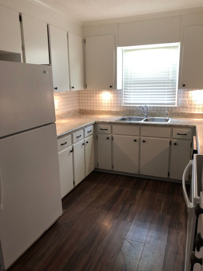 Cocina - 313 Grace St