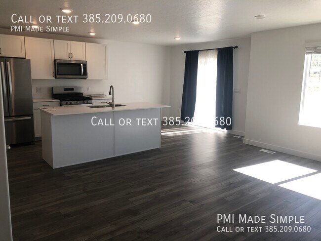 Foto del edificio - Spacious 3-Bedroom Townhome in Santaquin |...