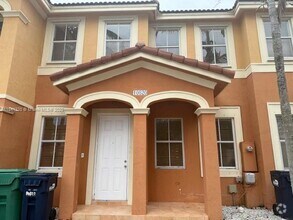 Building Photo - 10820 SW 240 Ln