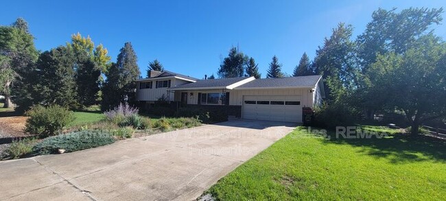 Foto del edificio - 6853 Duke Dr