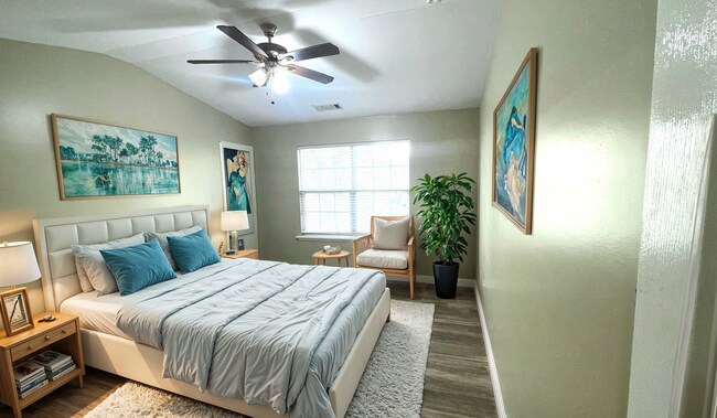 Foto del edificio - 711 Crestwell Cir SW