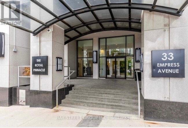 Building Photo - 911-33-2033 Empress Ave