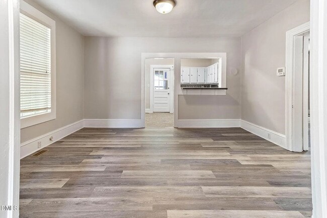 Building Photo - 1103 Pettis Pl