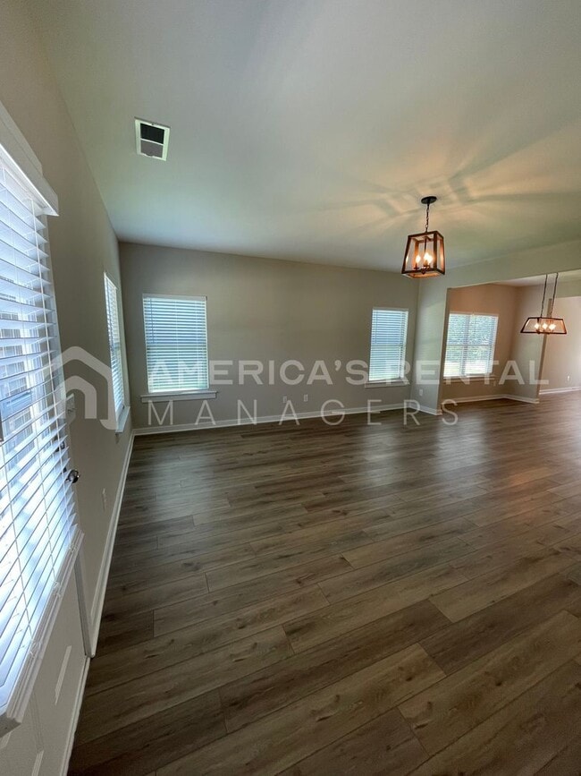 Building Photo - New Construction Home for Rent in Jasper, ...