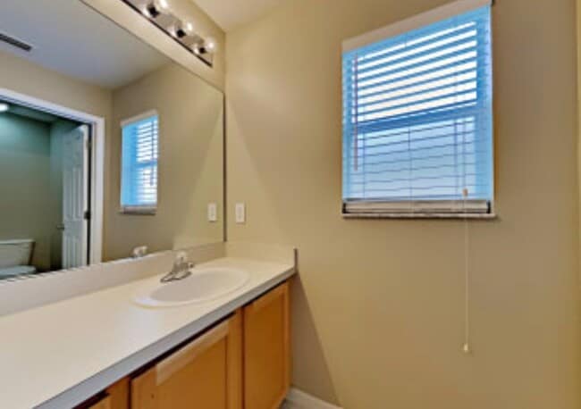 Building Photo - 3041 Hanna Ct