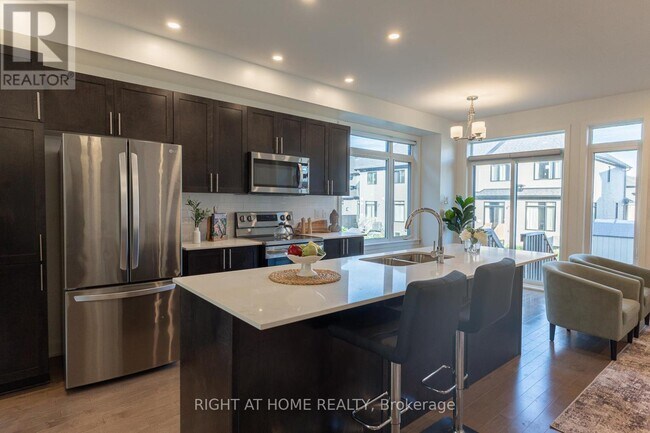 Building Photo - 16 Nettle Cres