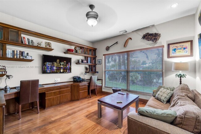 Building Photo - 13105 SW 106th Ave