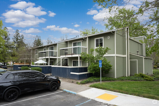 Units - Marlow Apartments