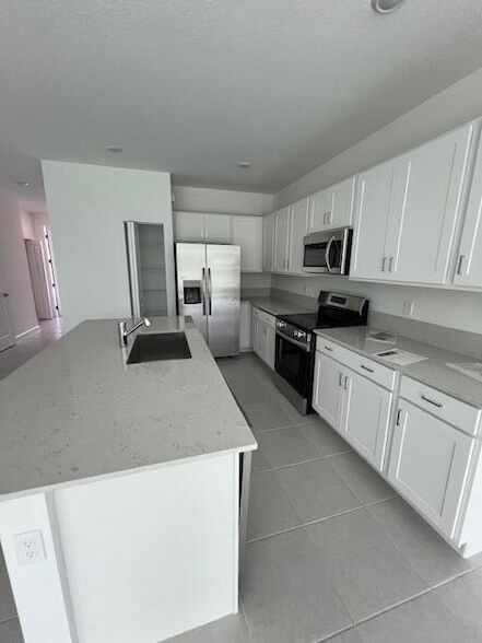 Foto del edificio - 5355 Flannigan Wy