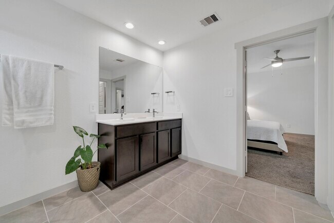 Foto del edificio - 3903 Yonkers Valley Ln