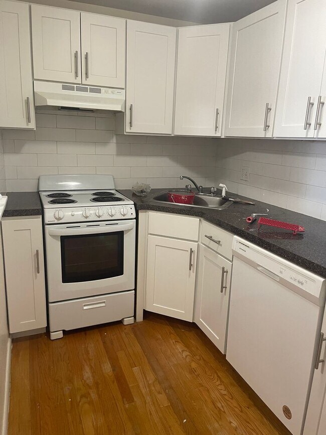 Foto del edificio - 30 Allston St