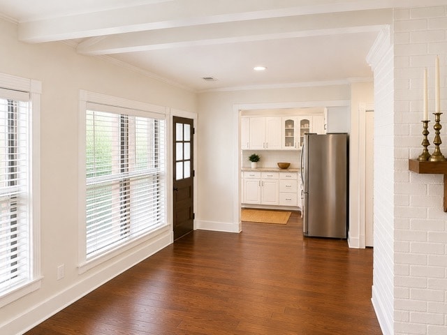 Building Photo - 315 Sunset Cir