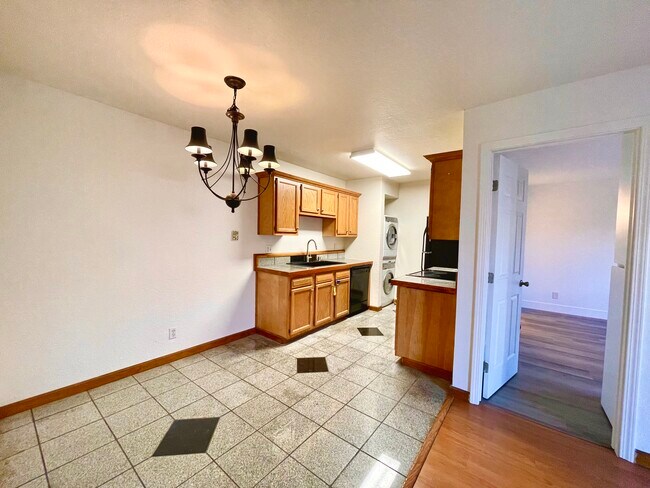 Building Photo - 25091 Copa del Oro Dr