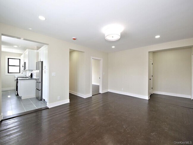 Foto del edificio - 130 Centre Ave