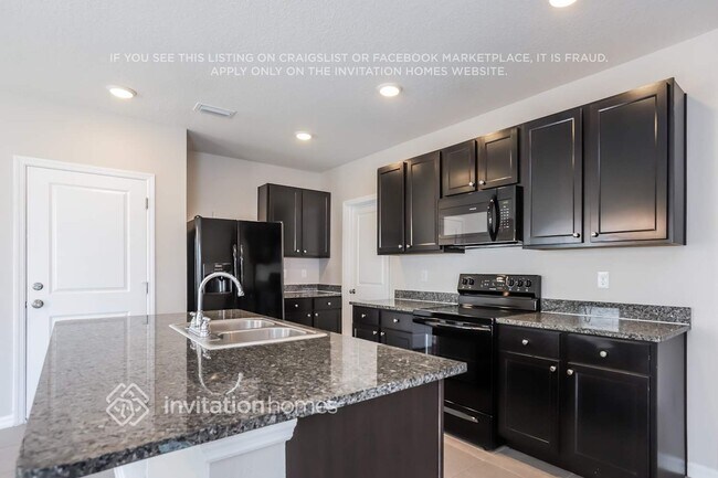 Building Photo - 4216 Willow Hammock Dr