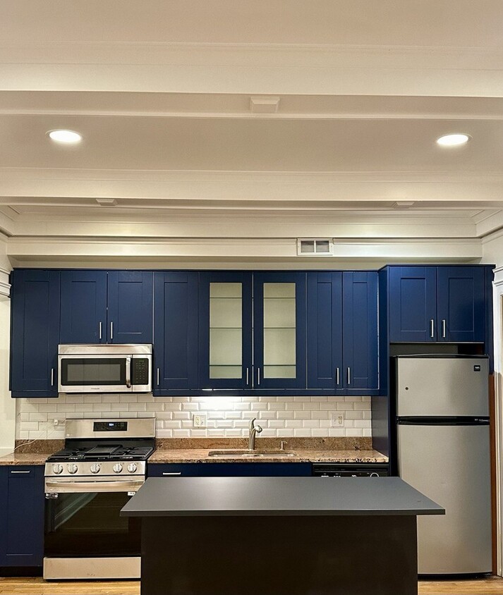 Foto principal - 3544 S King Dr