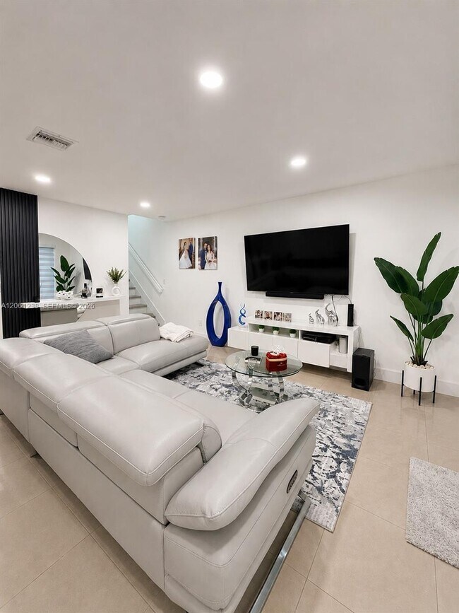 Foto del edificio - 12610 SW 54th St