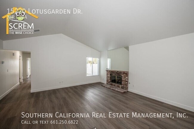 Foto del edificio - Three Bedroom Pool Home in Canyon Country