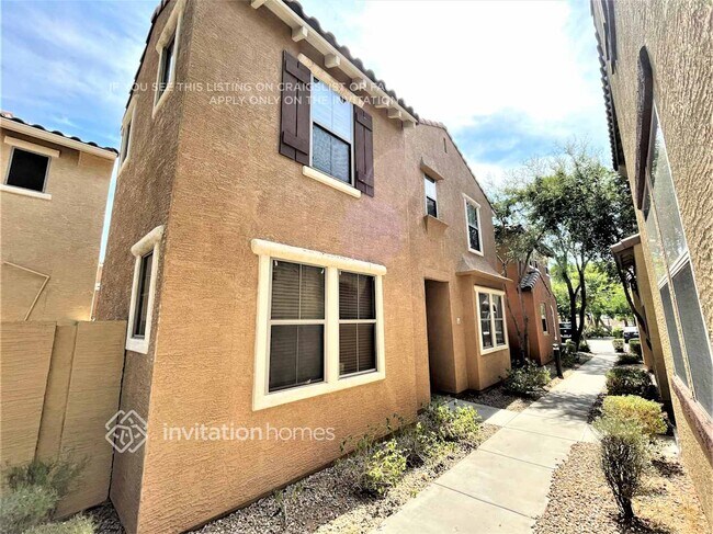 Foto del edificio - 451 S Hawes Rd