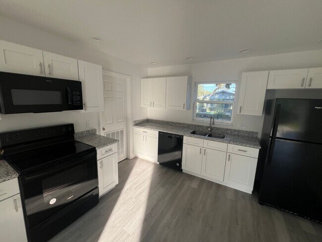 Foto del edificio - 980 Waldon Ave