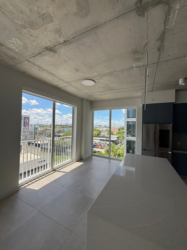 Building Photo - 113 NW 24th St