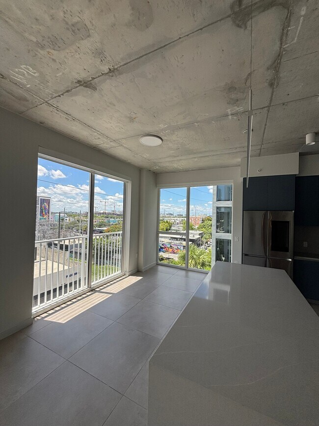 Foto del edificio - 113 NW 24th St