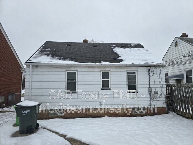 Foto del edificio - 4667 E 86th St