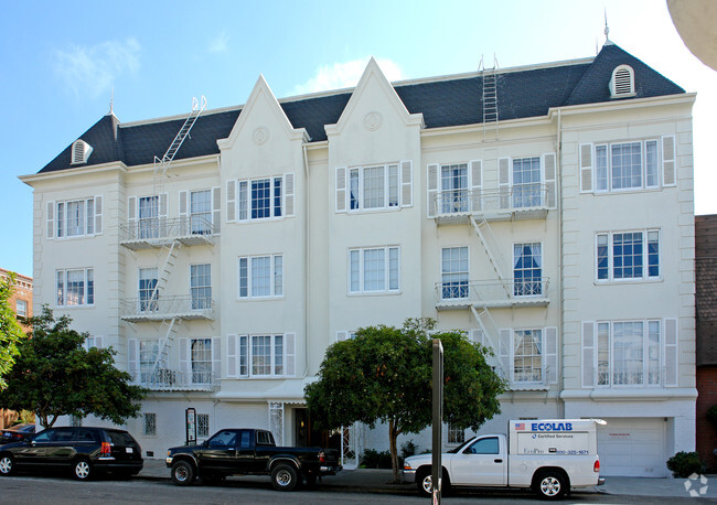 Foto del edificio - Marina Pierce Apartments