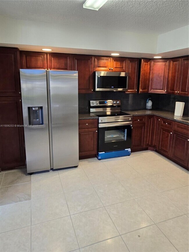 Foto del edificio - 8600 SW 133rd Avenue Rd