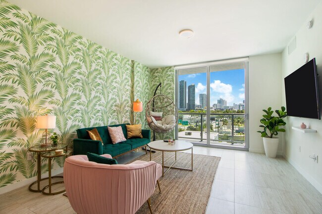 Foto del edificio - 3900 Biscayne Blvd