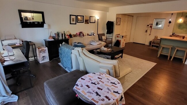 Foto del edificio - 135 Pleasant St