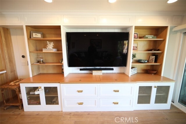 Building Photo - 22 Blue Lagoon