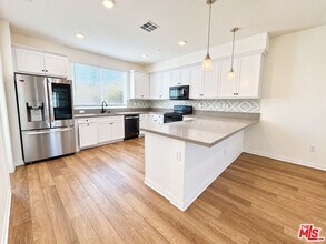 Building Photo - 14057 Ruby Ln