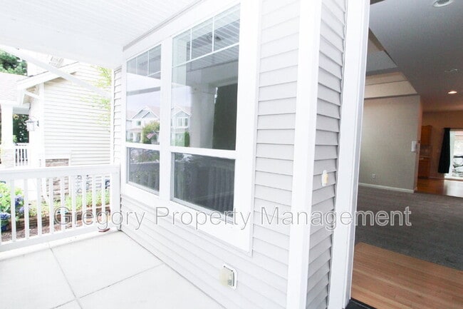 Foto del edificio - 2705 85th Ave NE