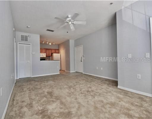 Foto del edificio - 6137 Metrowest Blvd