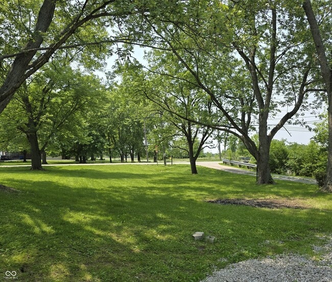 Foto del edificio - 10016 E Troy Ave