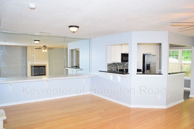 Building Photo - 3809 Peppercorn Way