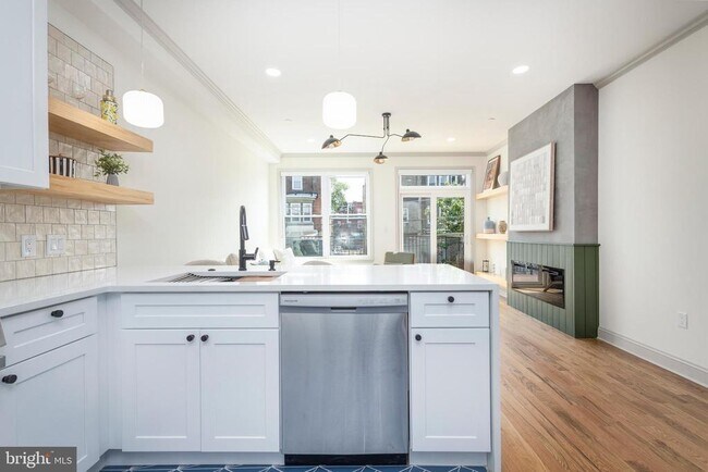 Foto del edificio - 3116 Clifford St