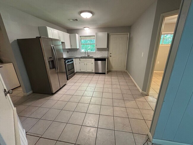 Foto del edificio - 6450-6462 W Nicole Ln